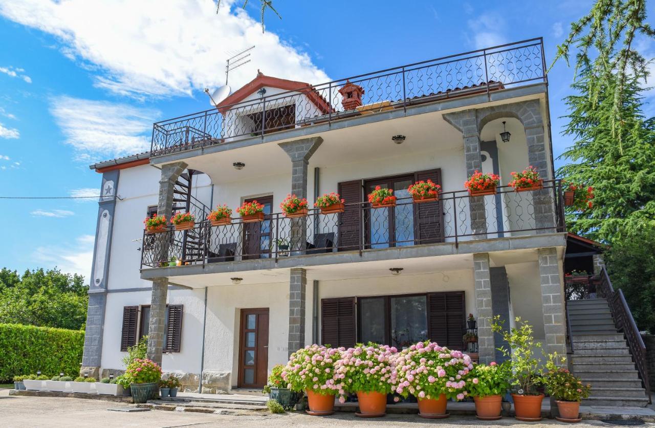 Apartman Villa Romana Grožnjan Eksteriør bilde